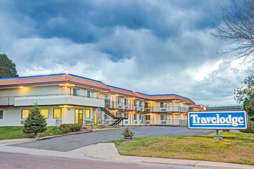 Knights Inn Aurora Ngoại thất bức ảnh